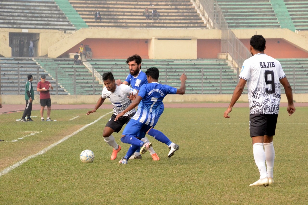 https://beta.bff.com.bd/images/cms/news/Saif_Sporting_Club_wins_against_Arambagh_KS-26-01-2021-12-42-WhatsApp Image 2021-01-24 at 5.54.09 PM.jpeg